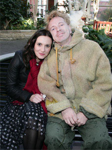 John with Jayne Middlemiss, ITV, Orange Playlist 2006 Source unknown 