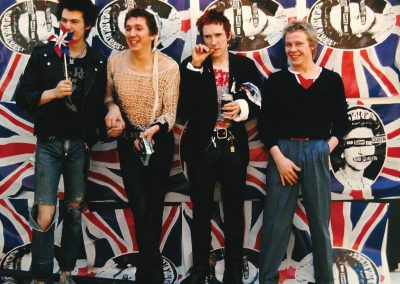 Sid, Steve, John, Paul, outside Virgin offices, Portobello Road, May 23rd 1977 (photo © Barry Plummer)
