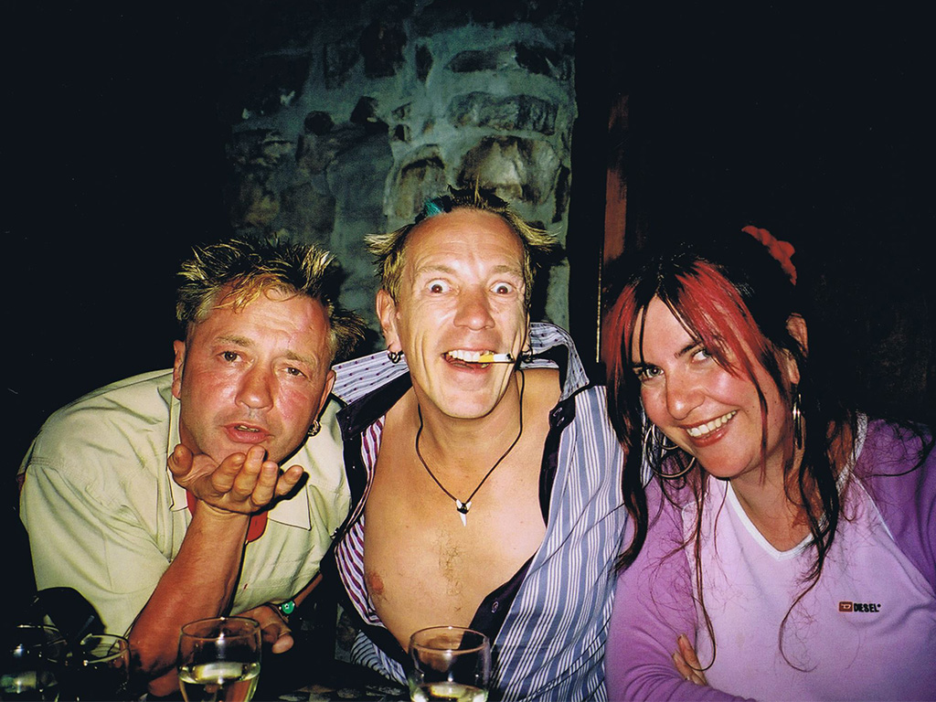 Rambo, John, Debbie 2004 © Debbie Young Rambo, John, Debbie 2004 © Debbie Young